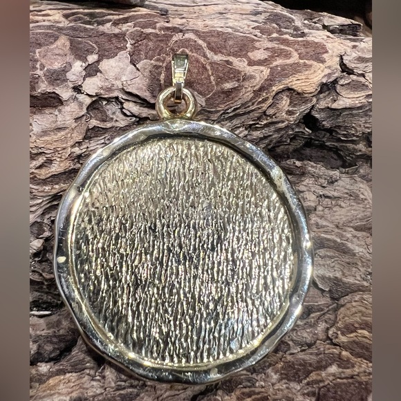 Toledo Spain Damascene Pendant Bird Flora Scene Gold SilverTone Black Inlay 2” - Picture 5 of 5